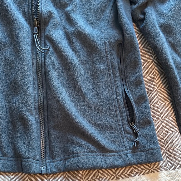 Columbia Women's Teal Fleece Jacket - Picture 4 of 4